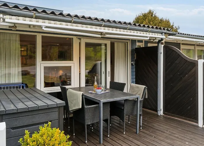 Apartamento Emppu - 300m From The Sea By Interhome Neksø